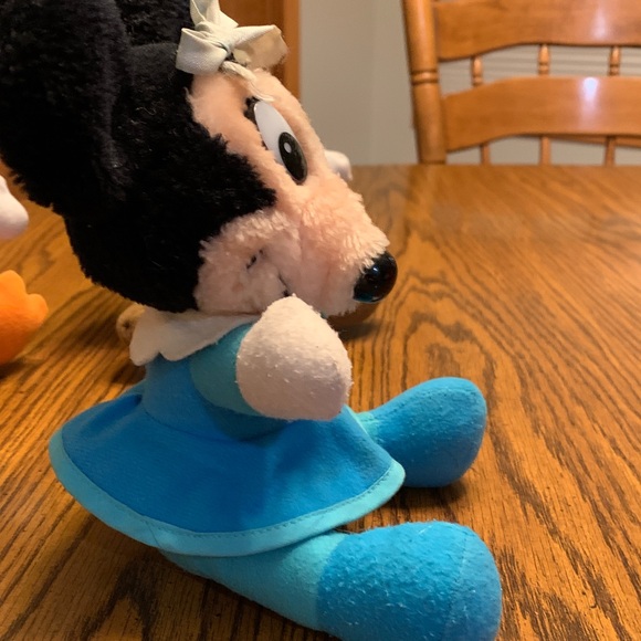 Disney Plush Toy Trio. Minnie, Donald and Goofy - Picture 15 of 16